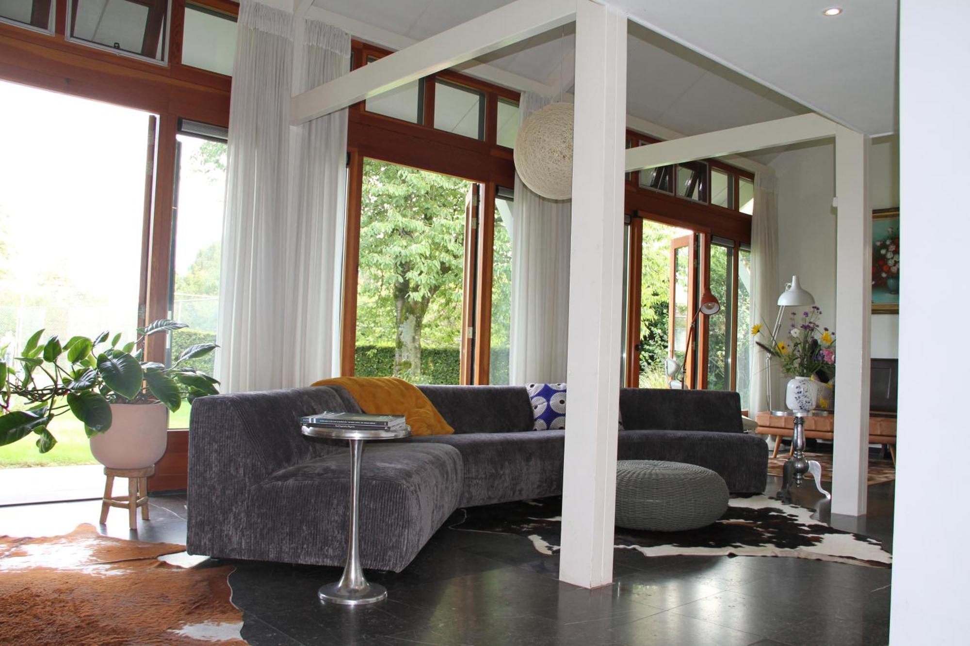 Familiehuis De Betuwe Met Prive Kunstgras Tennisbaan En Sauna Villa Erichem Exterior foto