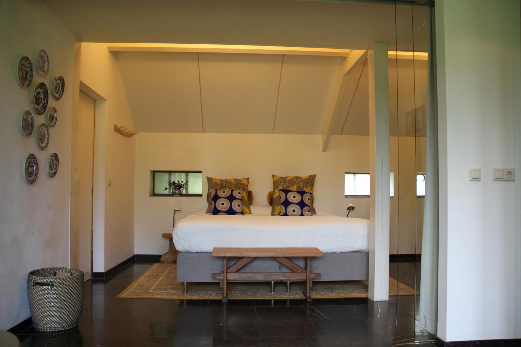 Familiehuis De Betuwe Met Prive Kunstgras Tennisbaan En Sauna Villa Erichem Exterior foto