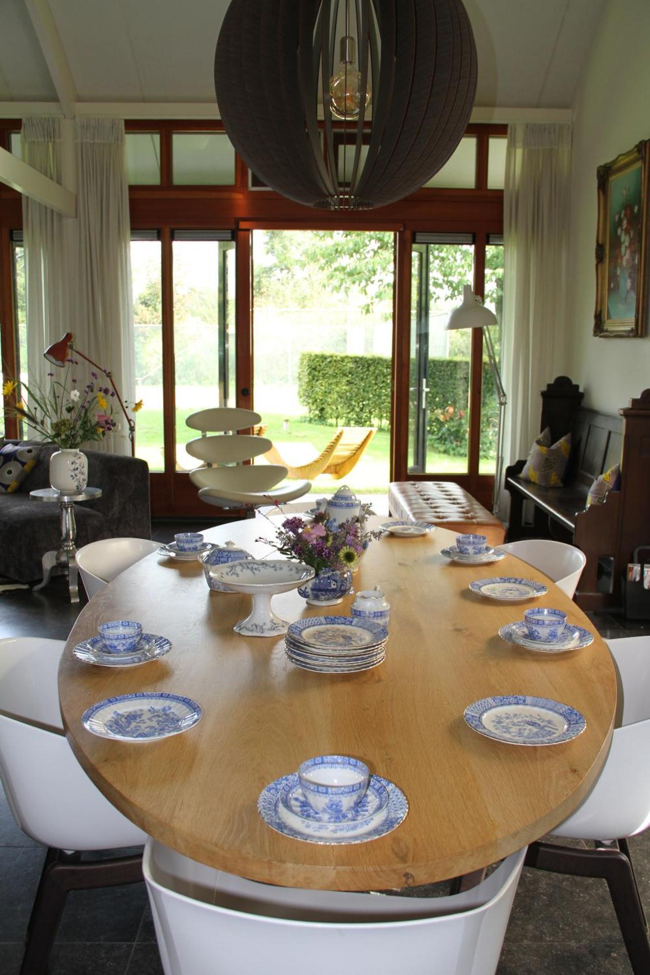 Familiehuis De Betuwe Met Prive Kunstgras Tennisbaan En Sauna Villa Erichem Exterior foto